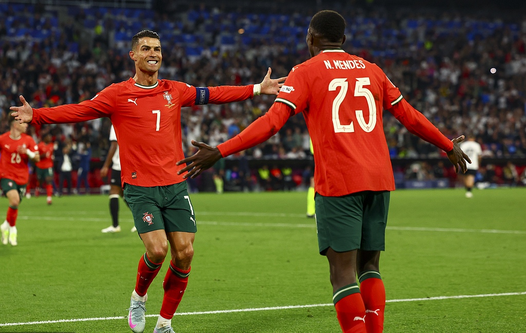 开云官方网站 -包含冲刺阶段葡萄牙体育备战德国杯，强势反弹细节曝光，悬念犹存，纪律约束更严格的词条