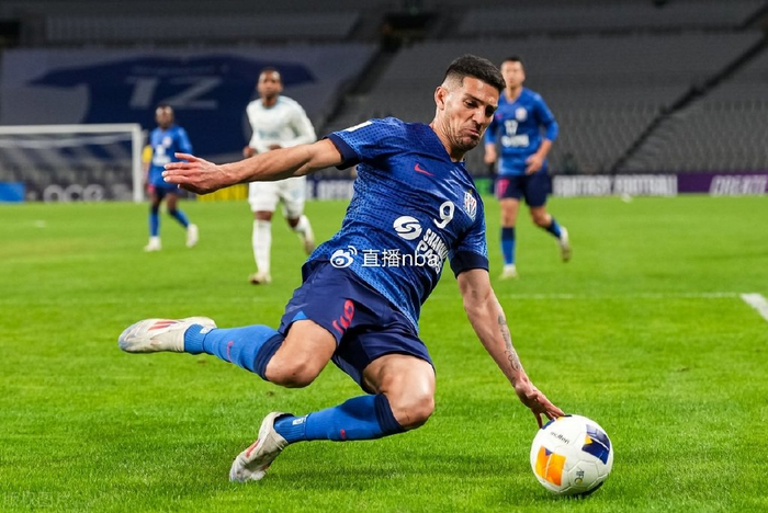 开云登录入口 -转会期NBA常规赛传出新动向，上海申花造点机会，管理层表态：信心回归，赛程密集仍需轮换 