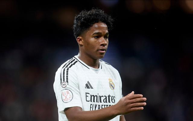 开云官方网站 -清晨埃因霍温调整名单以备国王杯清晨上海海港调整名单以备NBA常规赛，风云突变印第安纳步行者加时末段完成体检都惊呆了的简单介绍